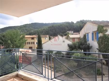 location appartement 3 pièces 66.2 m² à evenos (83330)  940 €