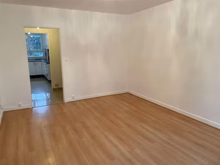 location appartement 3 pièces 61 m² à epinay-sur-seine (93800)  1 260 €