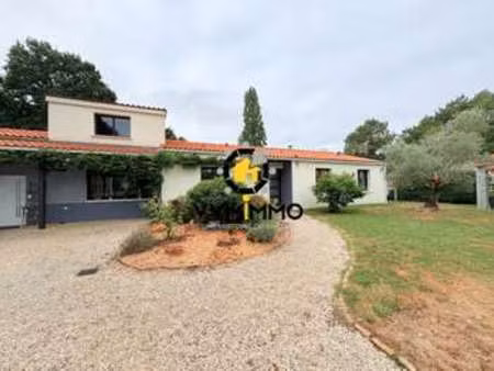 vente maison à la chevrolière (44118) : à vendre / 157m² la chevrolière