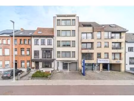 instapklaar gelijkvloers appartement te aalst