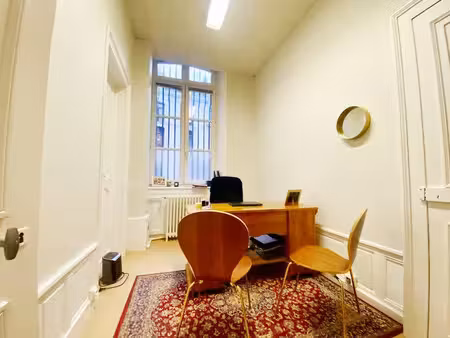 location locaux professionnels 5 pièces 83 m² à amiens (80000)  980 €