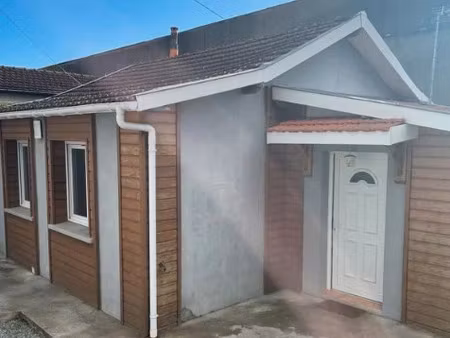 location maison 4 pièces à bordeaux (33000)  1 100 €