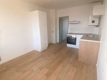 appartement 2 pièces 25 m² hennebont - idéal étudiant(e)