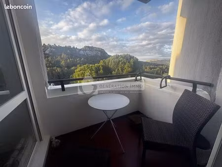 studio 1 pièce 33 m²