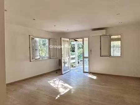location maison 3 pièces 77 m² à salon-de-provence (13300)  985 €