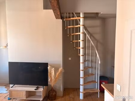 à louer - t1 bis duplex de 40m2 au cœur du centre historique d’albi