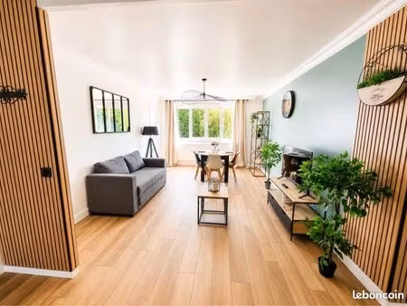 ? location– 3 chambres – place de la mairie canteleu
