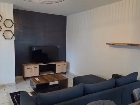 bel appartement t3 74m2 proximité gare avec terrasse parking privé et garage individuel