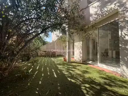 location maison 4 pièces 87 m² à marseille 8ème (13008)  1 790 €