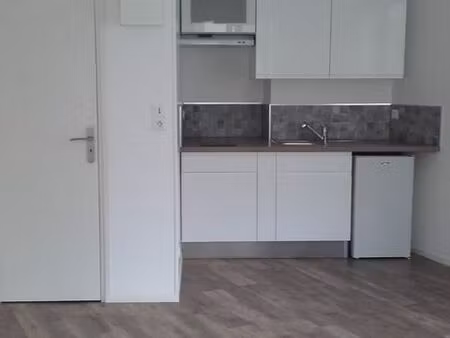 studio au rez-de-chaussée