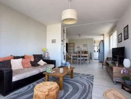 vente appartement 2 pièces à la roche-sur-yon zad - zi nord (85000) : à vendre 2 pièces / 