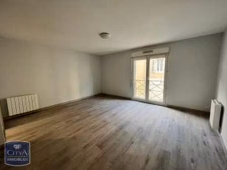 location appartement t1 à laval (53000) : à louer t1 / 33m² laval
