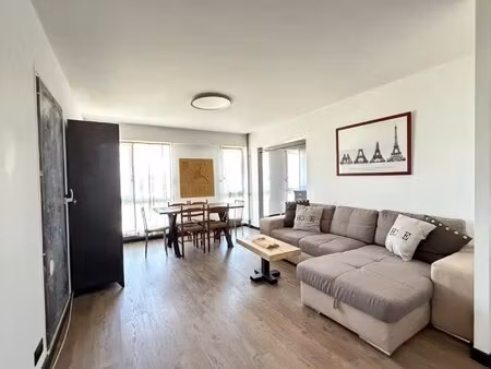 auxerre - bel appartement f2 avec balcon  garage et ascenseur
