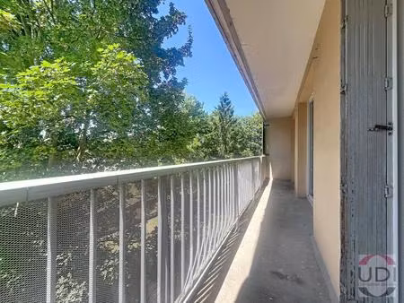 appartement 4 pièces avec balcon - parking - cave corbeil essonnes