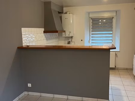 immeuble de 4 appartements avec 4 garages