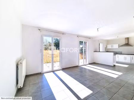maison familiale de 4 chambres et son jardin à l'immaculée