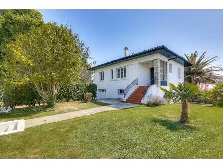 maison ustaritz 4 pièce(s) 110 m2