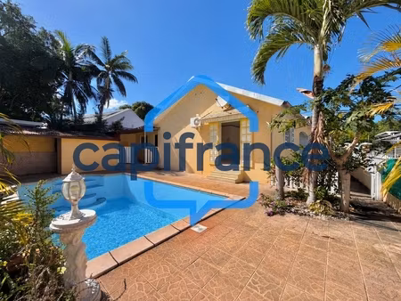 a vendre villa t4 avec piscine et garage – la rivière saint-louis 97421