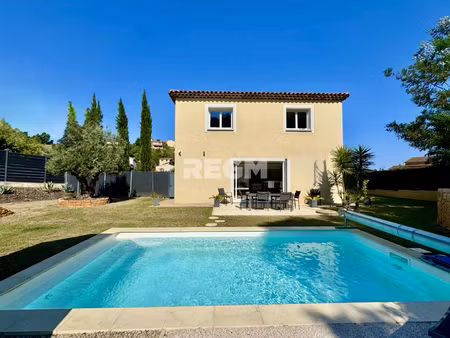 villa recente  piscine et studio independant