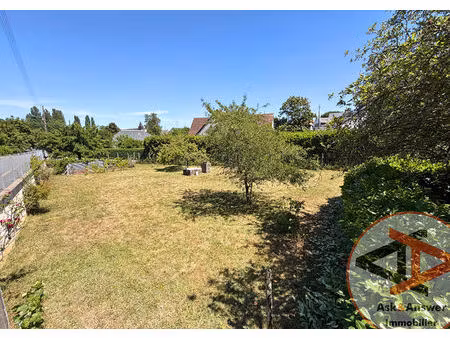 terrain monnaie 594 m2