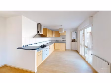 location appartement 4 pièces 85 m² à brumath (67170)  950 €