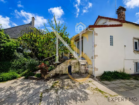 à louer – appartement duplex f2 avec jardin privatif et stationnement