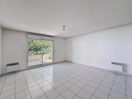 location appartement 3 pièces 66 m² à montpellier (34000)  900 €