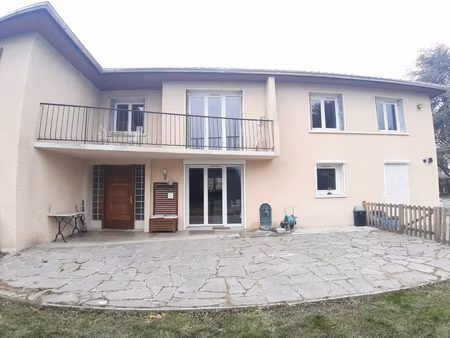 maison t5 au centre de ferney -voltaire 01210