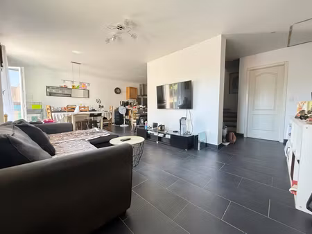 a vendre maison de ville fresnes sur marne 4 pièce(s) 100 m2  3 chambres et extérieur.