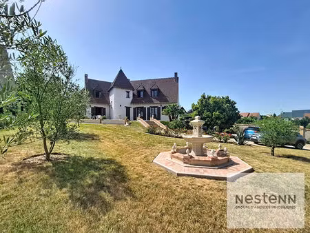 la ville-du-bois - propriété familiale de caractère - terrain de 2 460 m² - dpe c