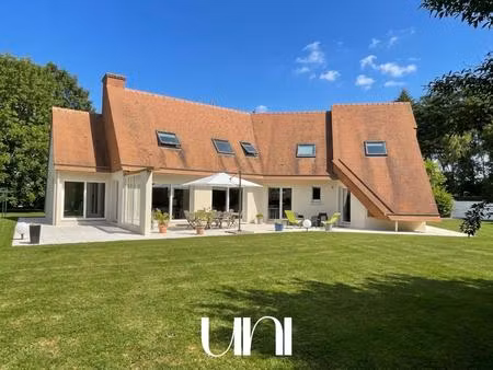 maison 6 pièces de 295 m2 sur terrain de 3018 m2- mathieu
