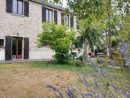 maison meublée 6 pièces 132 m2 avec jardin