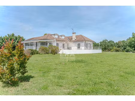 maison familiale sur un parc arboré de 8 048 m² ? villemur-sur-tarn