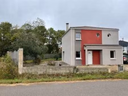 location maison à saint-jean-de-boiseau (44640) : à louer / 110m² saint-jean-de-boiseau