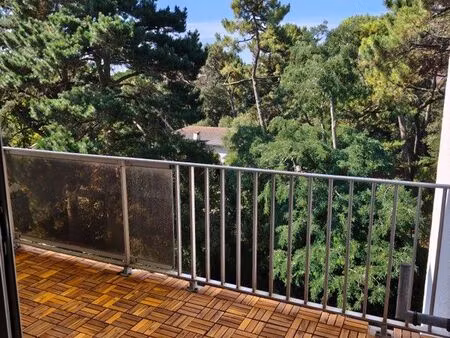 rare à la baule – t1 bis de 30 m² entièrement rénové avec terrasse de 7 m² – secteur aquab