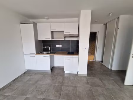 location appartement 2 pièces 43 m² à beauzelle (31700)