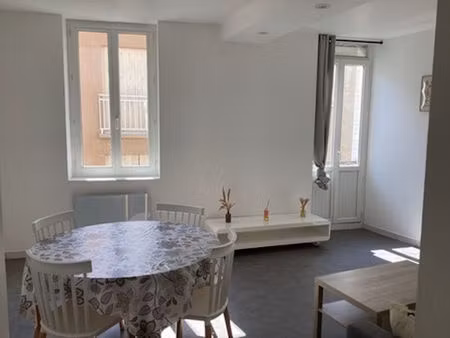 pamiers - à louer appartement en duplex meublé de type 3