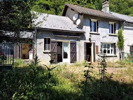 maison dans un hameau de montagne