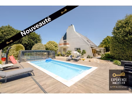 superbe maison familiale et sa piscine chauffée