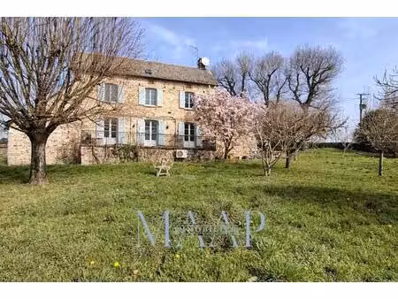 maison en pierre 158m2