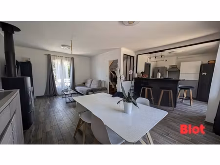 å vendre blot dinan. maison 77 m2 trélivan 2 chambres