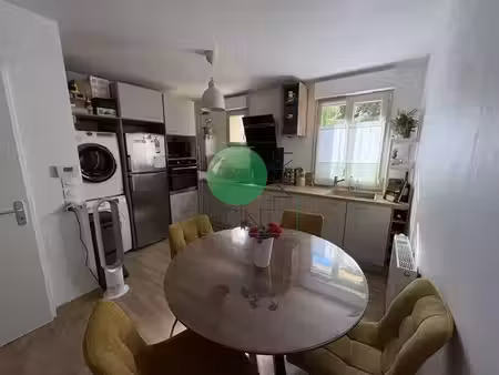maison 3p. - centre de vert-le-grand