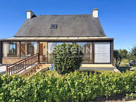 a vendre maison 3 chambre situé au ville hervé à yffiniac!