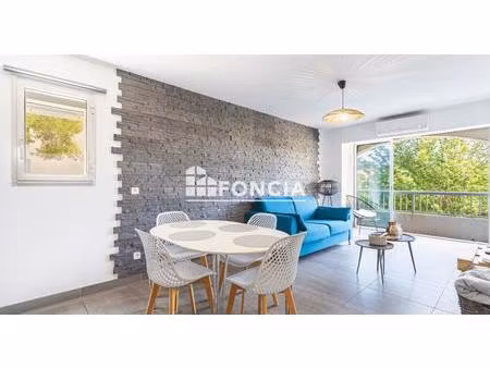 rare - t2 refait a neuf d'angle - balcon communicant expo sud - grands volumes - pin rolla