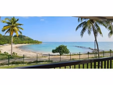 superbe studio vue mer premiere ligne plage a pied à le gosier (971)