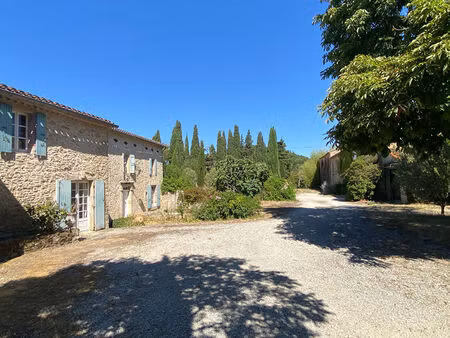 propriété avec dépendances sur 2 5 ha