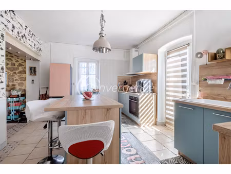 maison de bourg 83 m2 - proche de toutes commodités