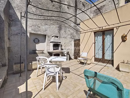 maison de village en pierre avec terrasses   solarium et jardinet ? rochegude (26790)