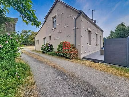 propriété équestre avec maison d'habitation