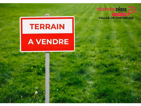 terrain viabilisé et à batir de 1170m²